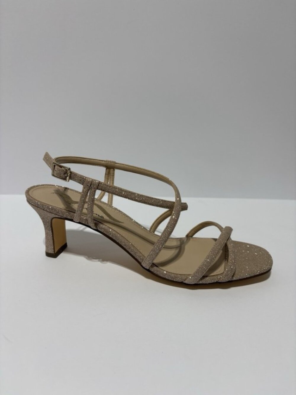 Nina Women’s Berkely Nude Strappy Sandals, Size 9.5 Wide